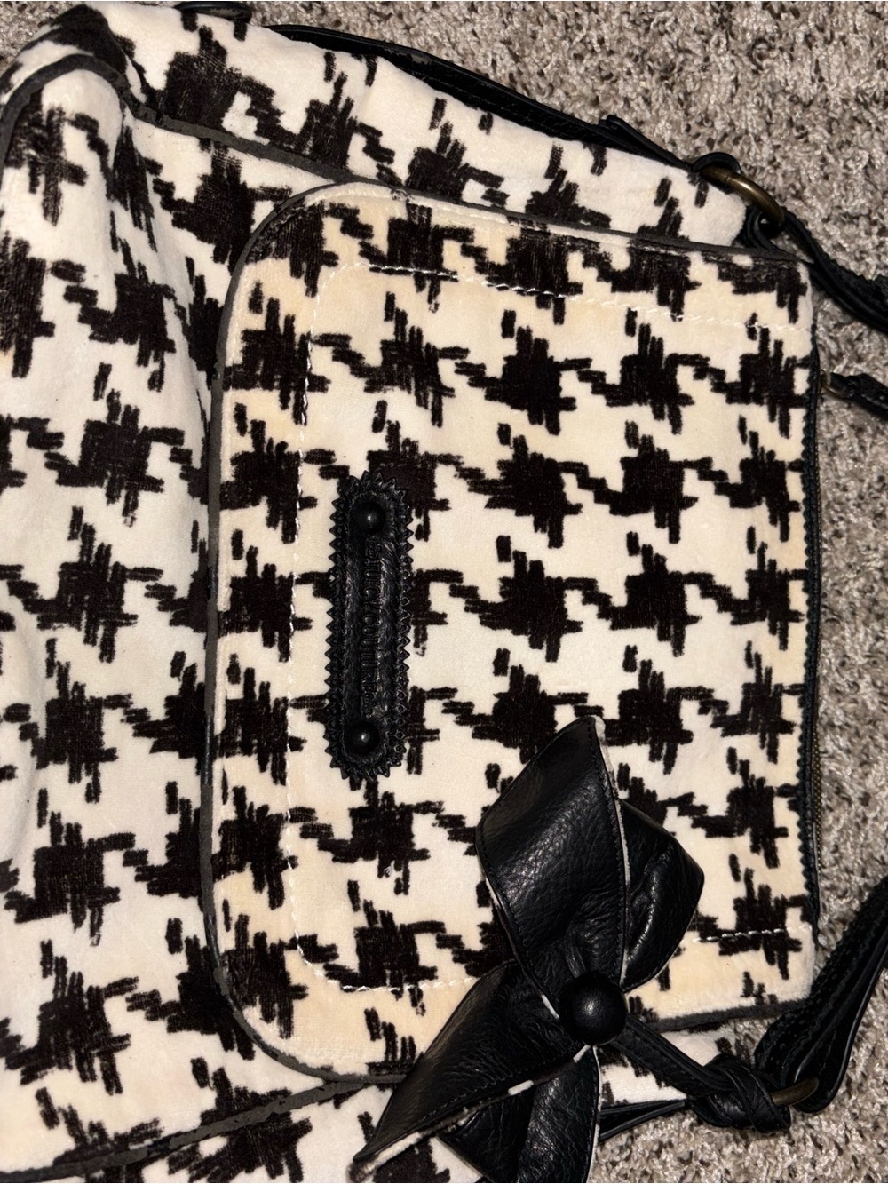 Juicy Couture Black and Cream Houndstooth Shoulder Bag